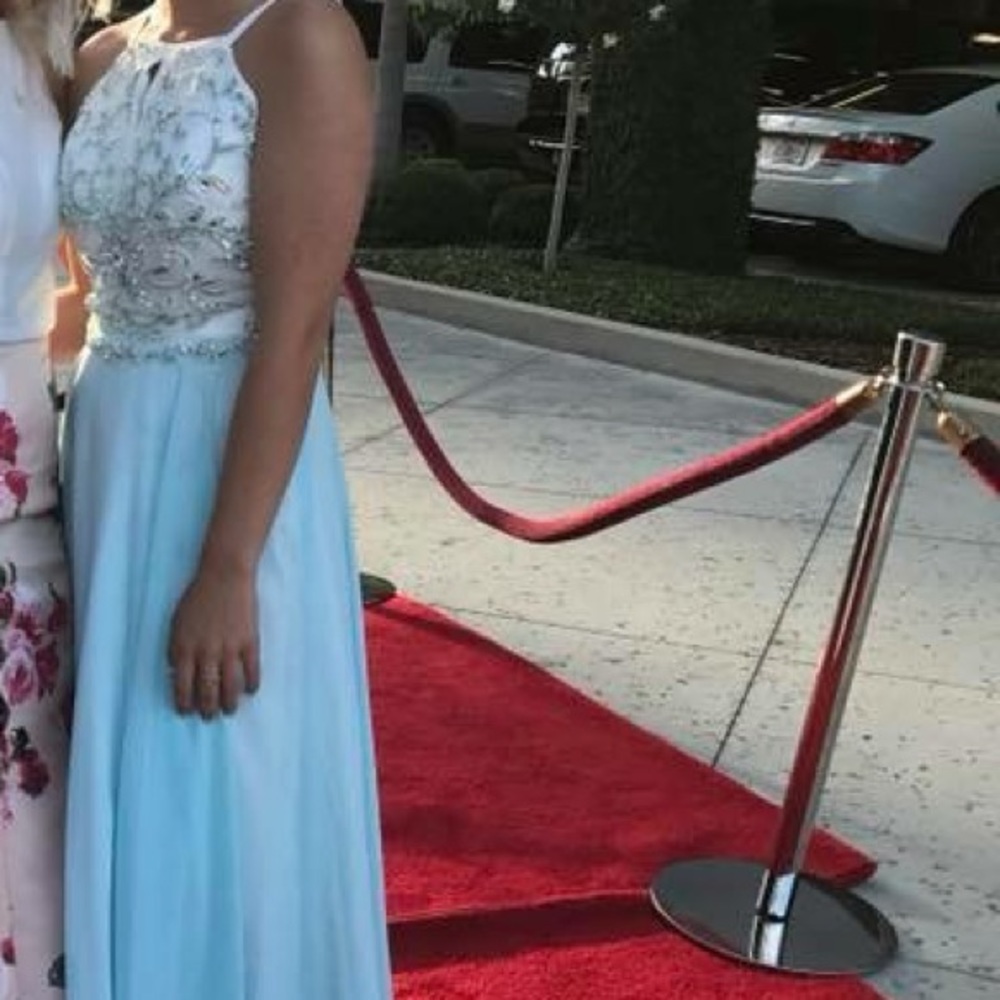 Xscape Prom dress